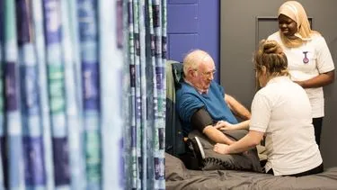 Nursing students care of elderly patient