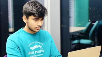 ICRGU Computing student Zuhaib taking part in RGU hackathon
